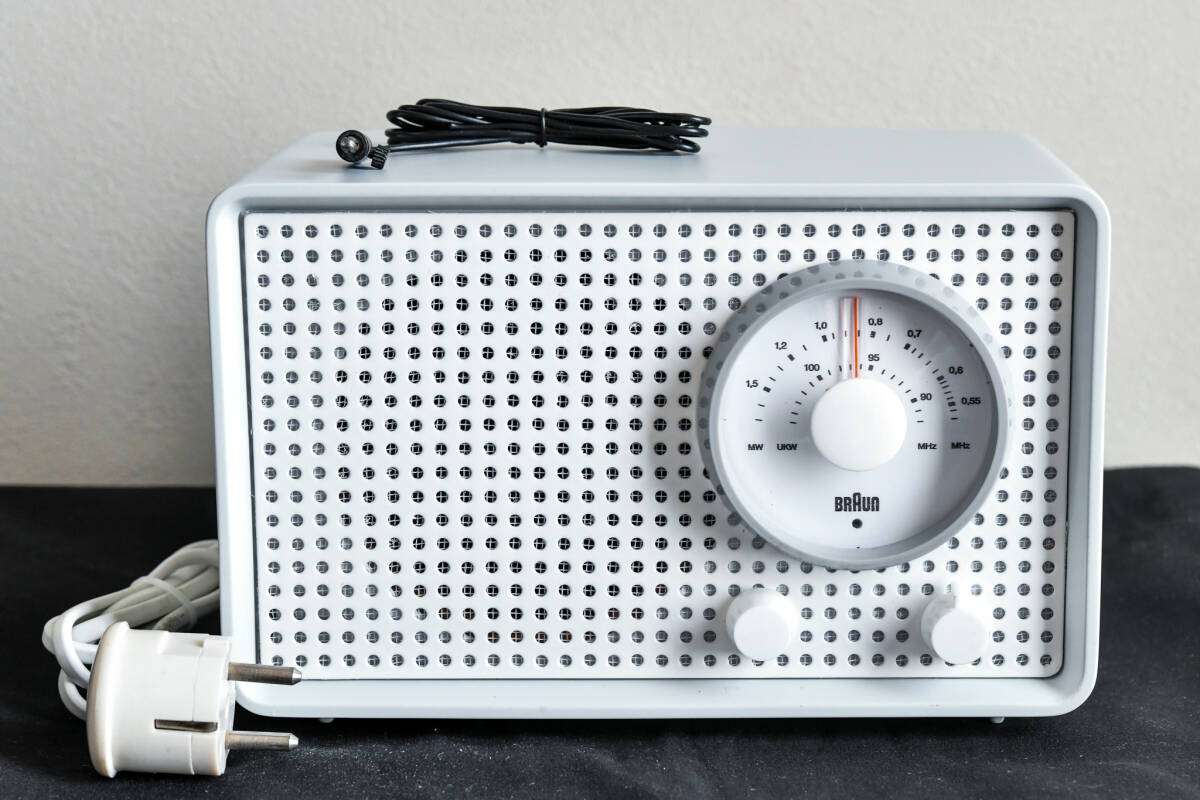 ★1点限り 『ブラウン SK25 真空管ラジオ 1960年代』【要説明確認】BRAUN SK25 Vintage Tube Radio Mid Century Dieter Rams Style Germany