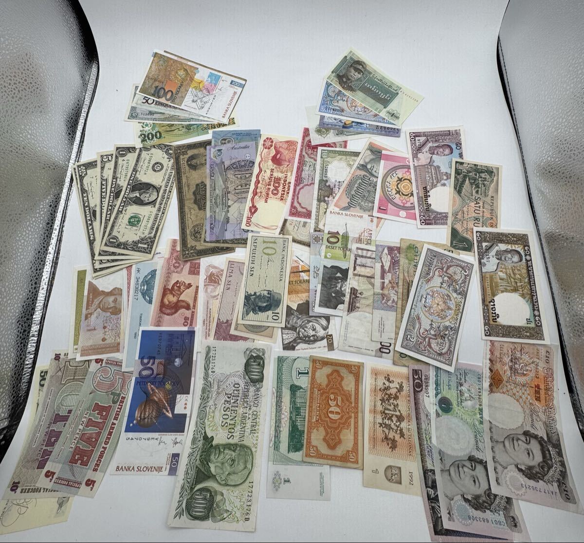 1円スタート希少品 外国紙幣 旧紙幣 海外紙幣 アメリカシンガポール 韓国 中国 古紙幣 紙幣 コレクションおまとめ0401a