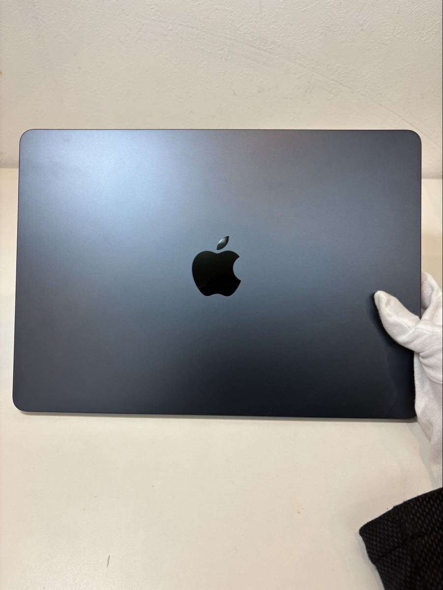 美品 MacBook Air 13インチ（M3チップ搭載モデル)8GBユニファイドメモリ　256GB SSD動作確認初期化済み