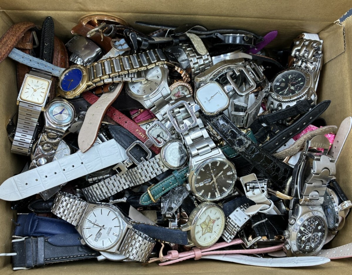 1円スタート 腕時計 ジャンク品 まとめ 大量 等 約5.1kg CITIZEN CASIO L'etoile 等 動作未確認 AF0402く