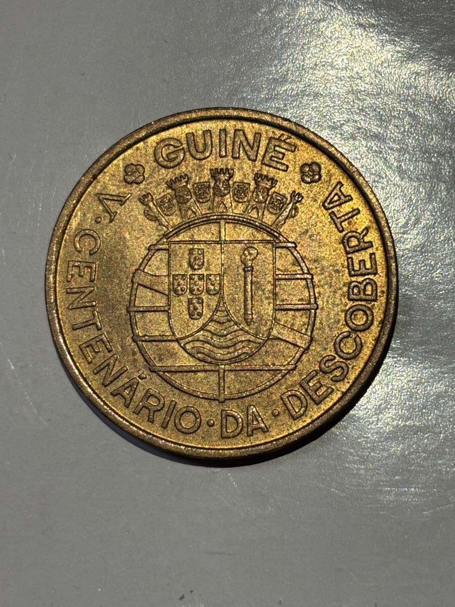 ギニアビサウ　ポルトガル領ギニア　1エスクード銅貨　1946年　発見500周年記念　未使用　古銭　約7.6g アフリカ　外国コイン　4/17終了