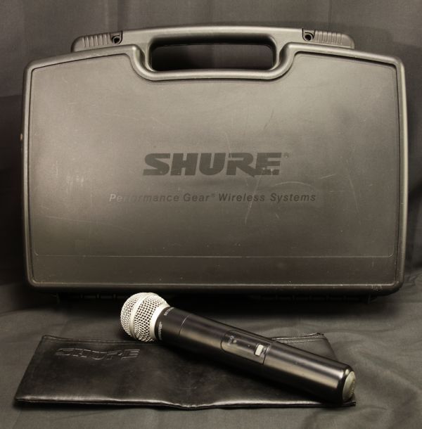 専用ハードケース入 SHURE シュアー BETA58AとPGX2通電のみ確認 現状にて