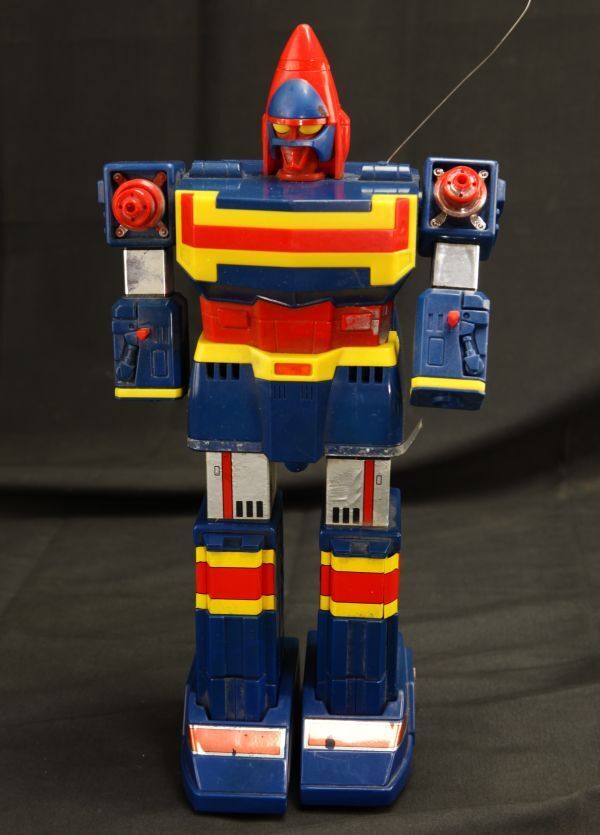 当時物 チェンジマン 二足歩行ラジコンロボット ジャンク 現状にて 　　　　　　　　　　　　　　　　　検索→戦隊特撮 変身合体 超合金