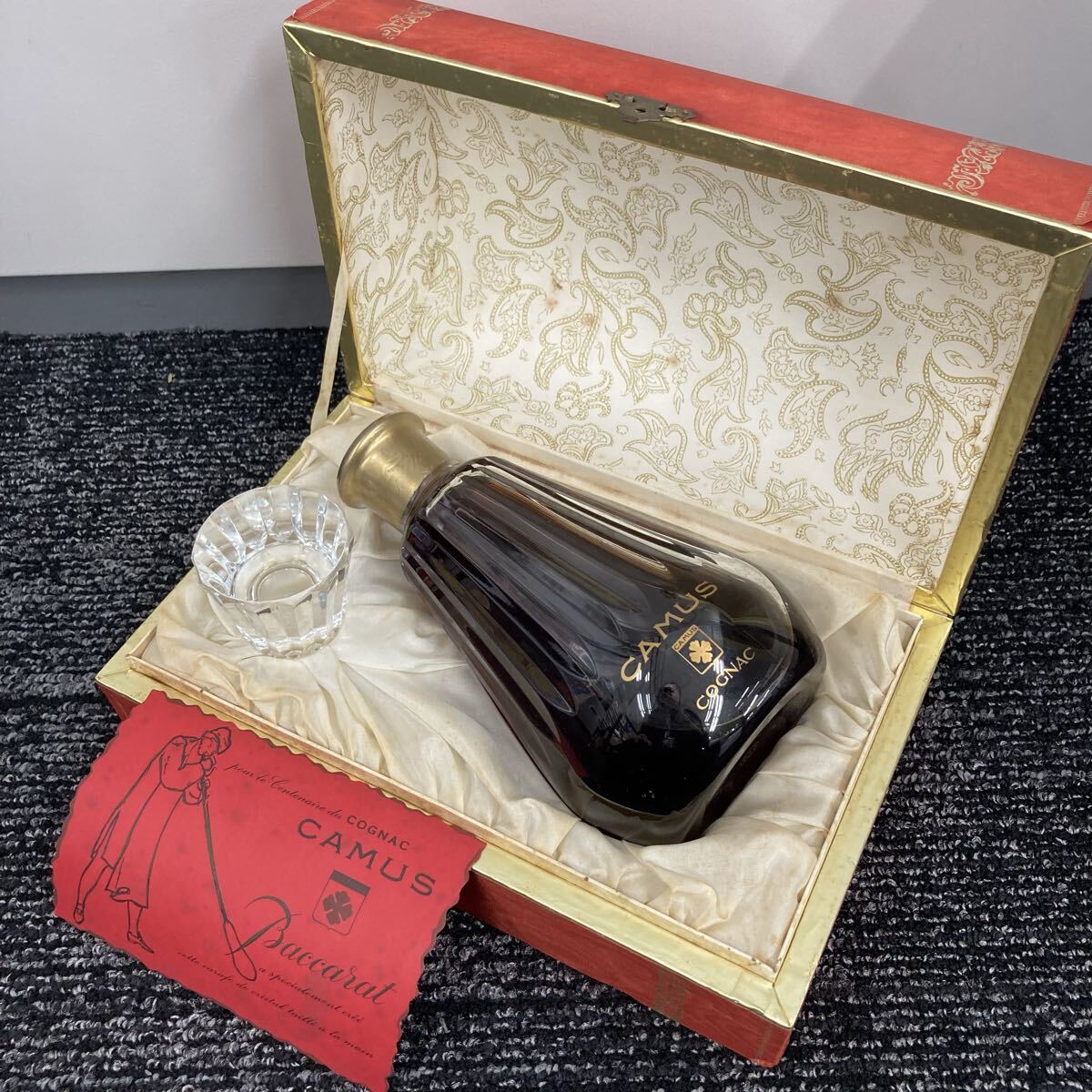 1円〜！ CAMUS カミュ ブランデー コニャック カラフェ バカラ クリスタル バカラボトル 古酒 替え栓付き ケース 未開栓 未開封［081］