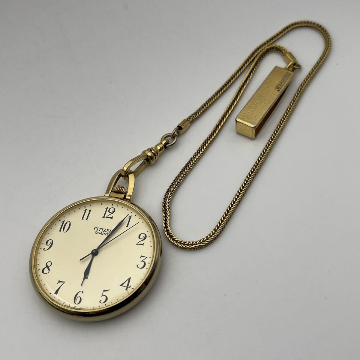 CITIZEN QUARTZ JAPAN 7120-717900-Y シチズン 懐中時計 3針 ゴールドカラー 動作品