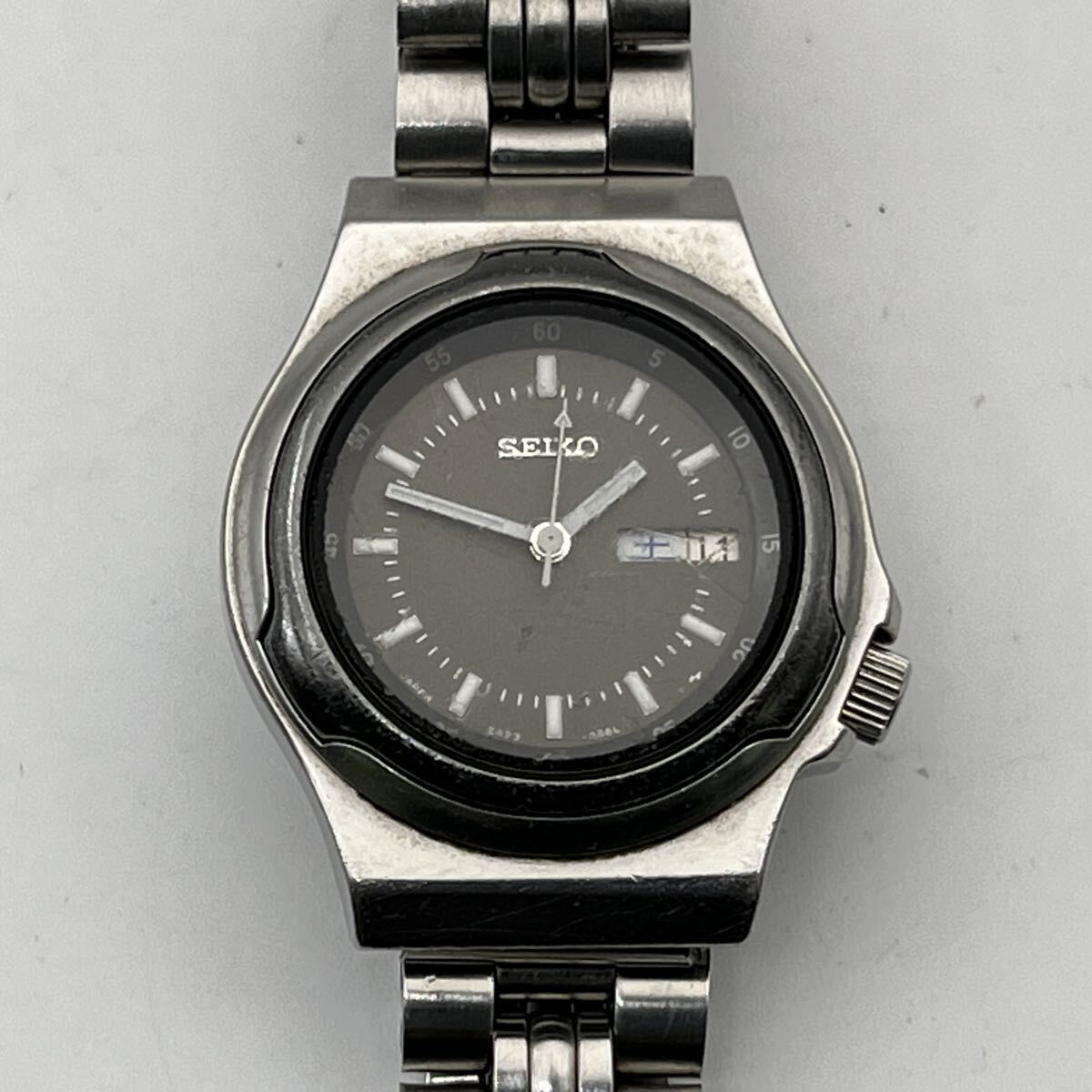 SEIKO 2A23-0280 WATER RESISTANT ST.STEEL BASE METAL BEZEL JAPAN L セイコー クォーツ 3針 デイデイト 動作品