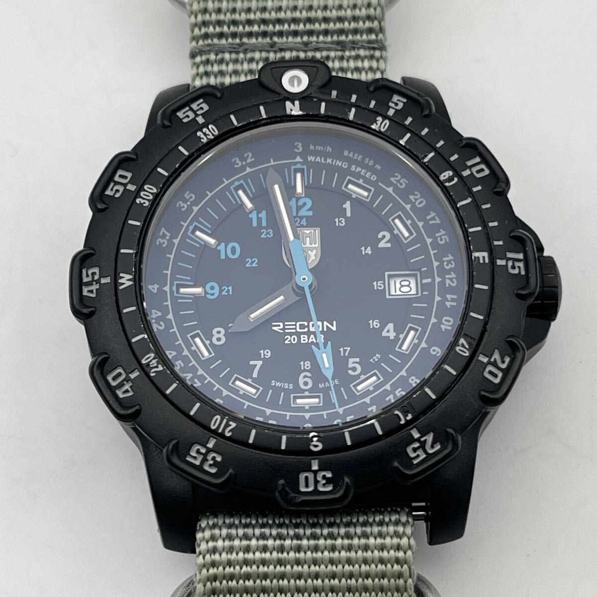 LUMINOX SERIES 8800 RECON 200 METERS WATER RESISTANT PC/CARBON CASE SAPPHIRE CRYSTAL ルミノックス リーコン スイス製 新品電池交換済