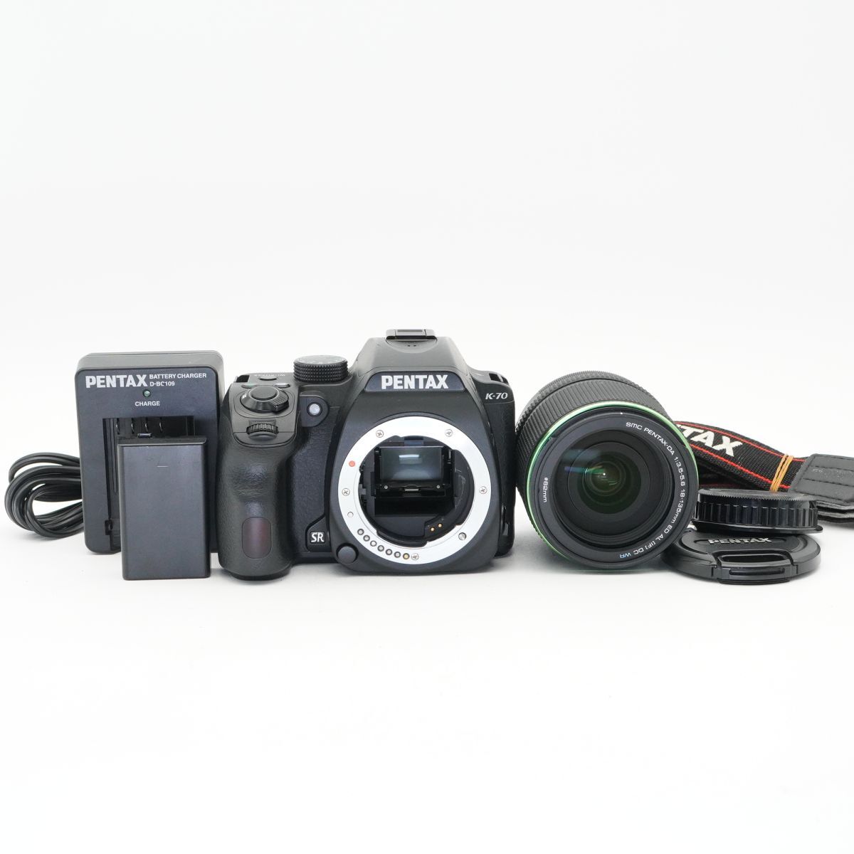 良品 動作確認済 PENTAX ペンタックス K-70 + PENTAX-DA 18-135mm F3.5-5.6 ED #d339B3267