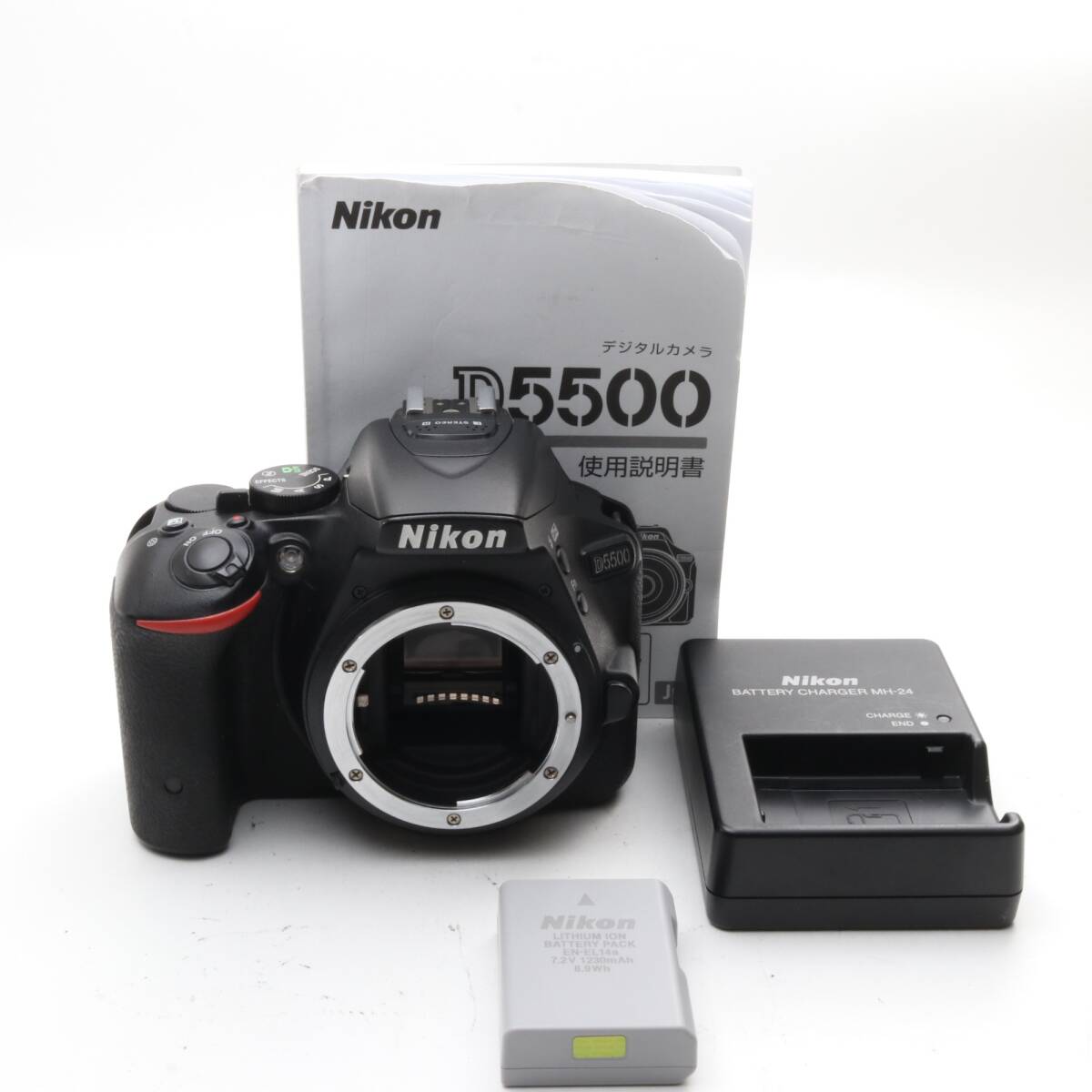 Nikon D5500 ボディー ブラック 一眼レフカメラ 〔NIKON F マウント〕