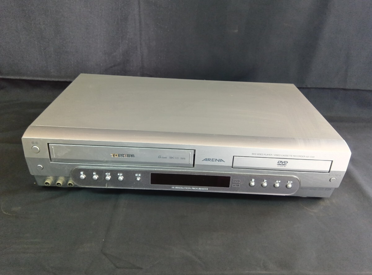 【通電のみ確認済み】TOSHIBA 東芝 ビデオデッキ VHSデッキ DVDプレーヤー SD-V300 一体型ビデオデッキ