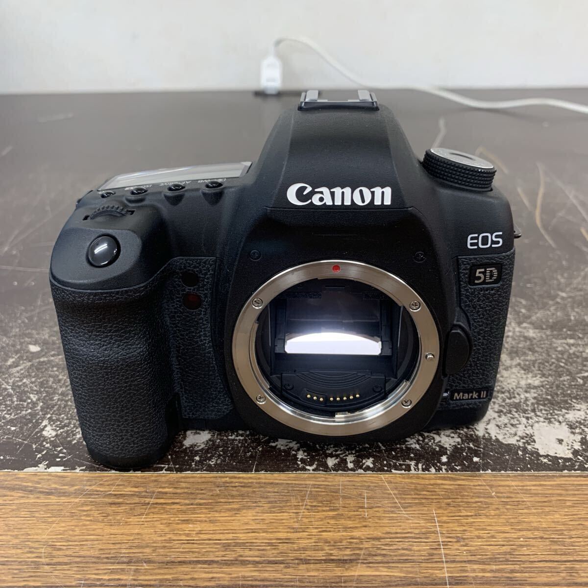 中古品 Canon EOS 5D Mark II ボディ デジタル一眼レフカメラ デジタルカメラ Mark2