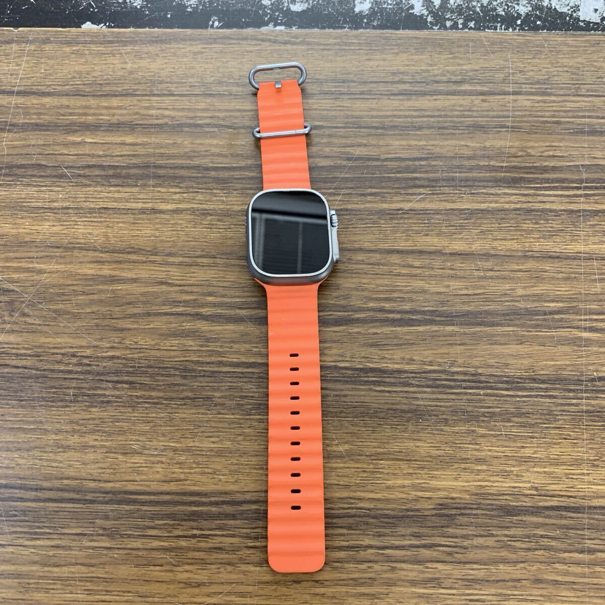 中古品 Apple Watch Ultra 2 MREH3J/A アップルウォッチ 49mm ソフトバンク 判定:◯ 