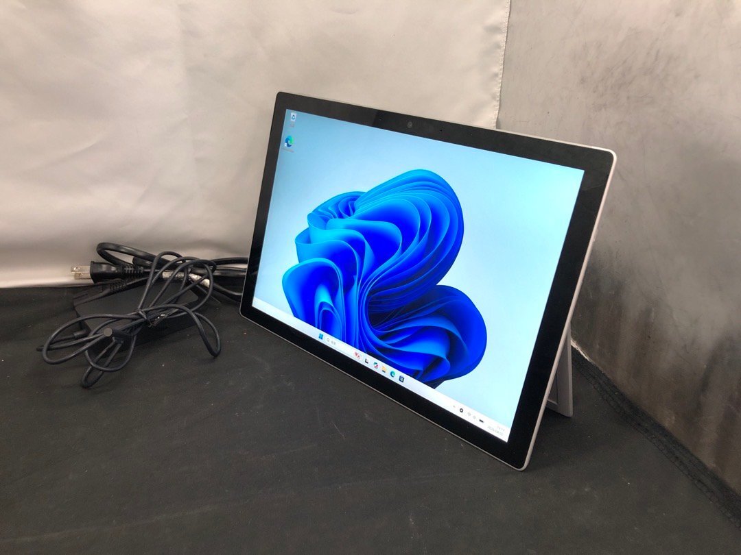 【Microsoft】Surface Pro7 1866 Core i5-1035G4 メモリ8GB SSD128GB NVMe WEBカメラ Windows11Pro 12.3inch 中古タブレットPC