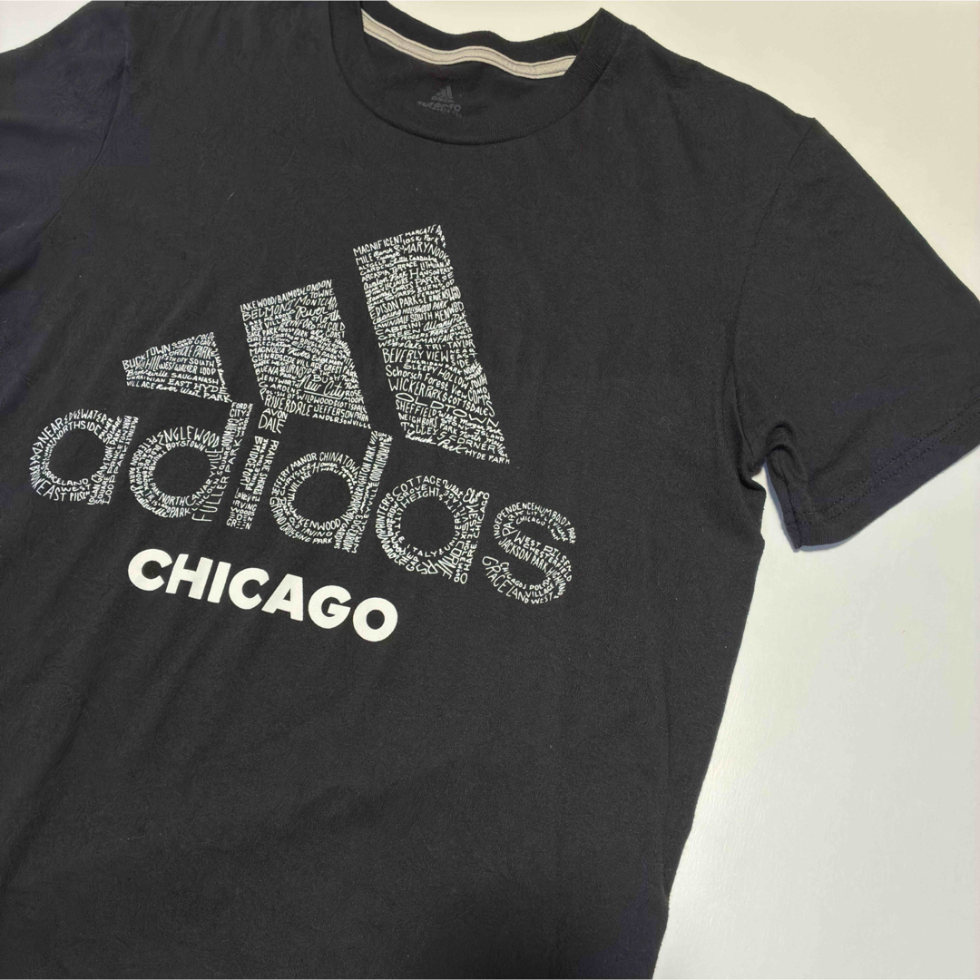 adidas Tシャツ Sサイズ メンズ　レディース