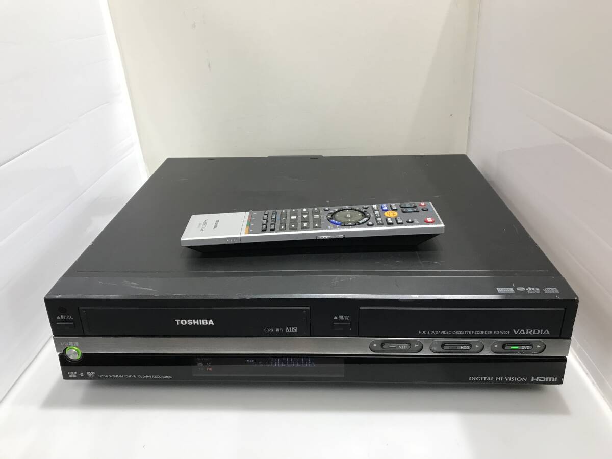 東芝 VHS/HDD/DVDレコーダー RD-W301 純正リモコン付　中古品R753