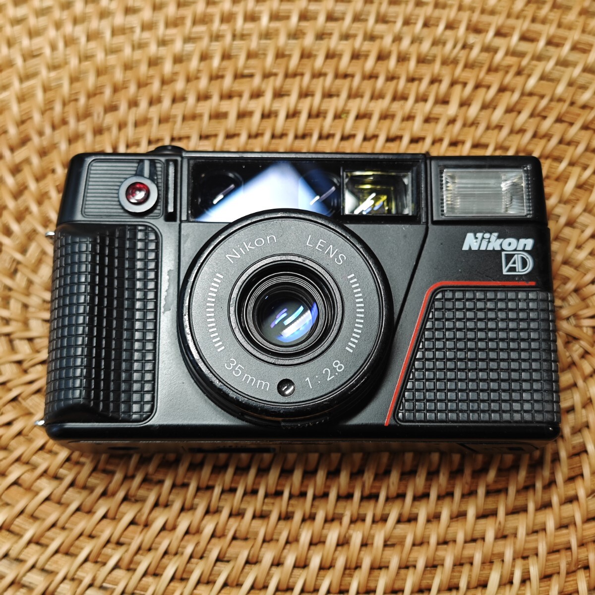 完動美品　Nikon L35AD2 ピカイチ　#827　コンパクトフィルムカメラ　1円スタート