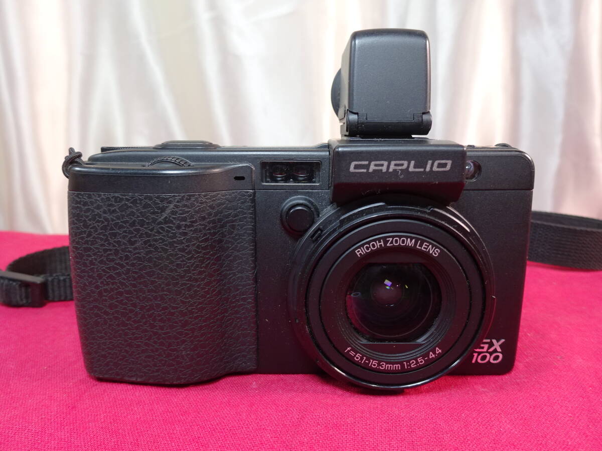RICOH Caplio GX100 コンパクトデジタルカメラ　現状品　(S-10)