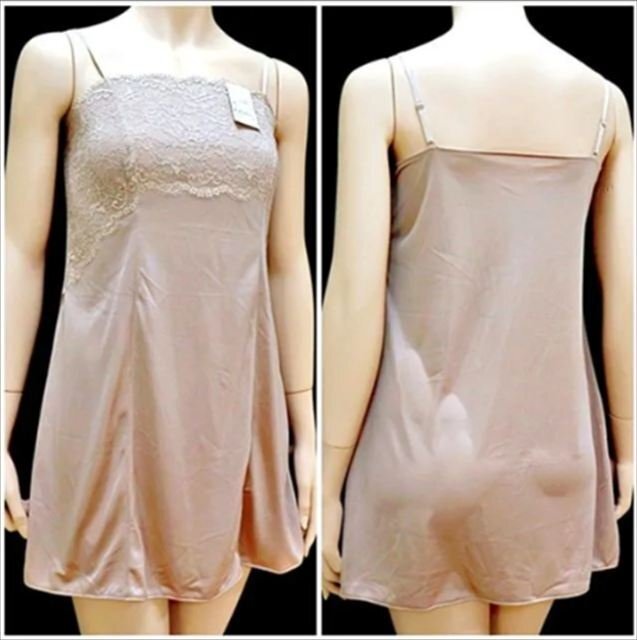 CE8-B07☆//新品タグ付き☆Lサイズ♪伸縮性有*胸元幅広レース☆キレイをつくる*スリップ※一番安価な送料はゆうパケットなら250円♪