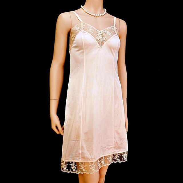 CX1-939//ルシアン/日本製/NBF☆ナイロン100％☆さらっと快適☆大人フェミニンな華やぎ☆スリップ※一番安価で送料はゆうパケット250円