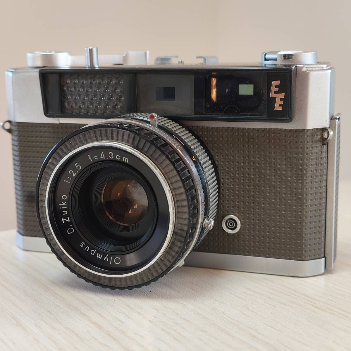OLYMPUS オリンパス EE レンジファインダーカメラ