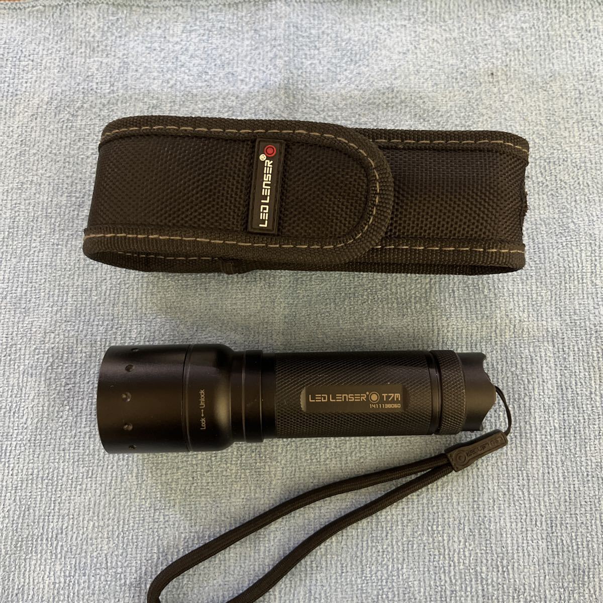 LED フラッシュライト　LED LENSER レッドレンザー　T7M 単4電池使用 