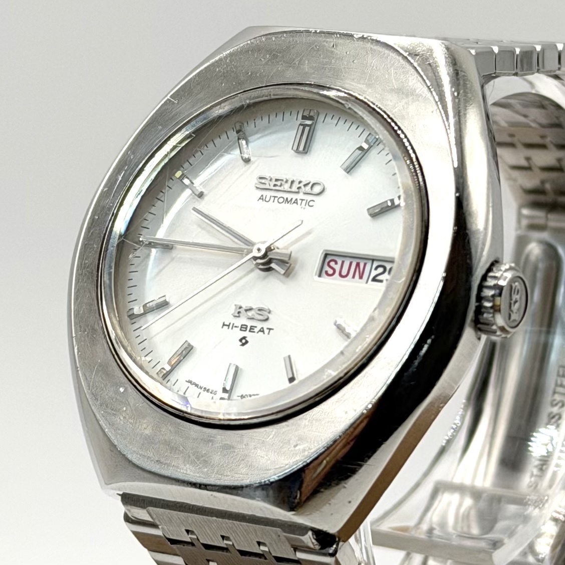 [稼働] SEIKO KS HI-BEAT キングセイコー ハイビート トノー型 AUTOMATIC 自動巻 白文字盤 デイデイト 3針 ヴィンテージ メンズ 腕時計