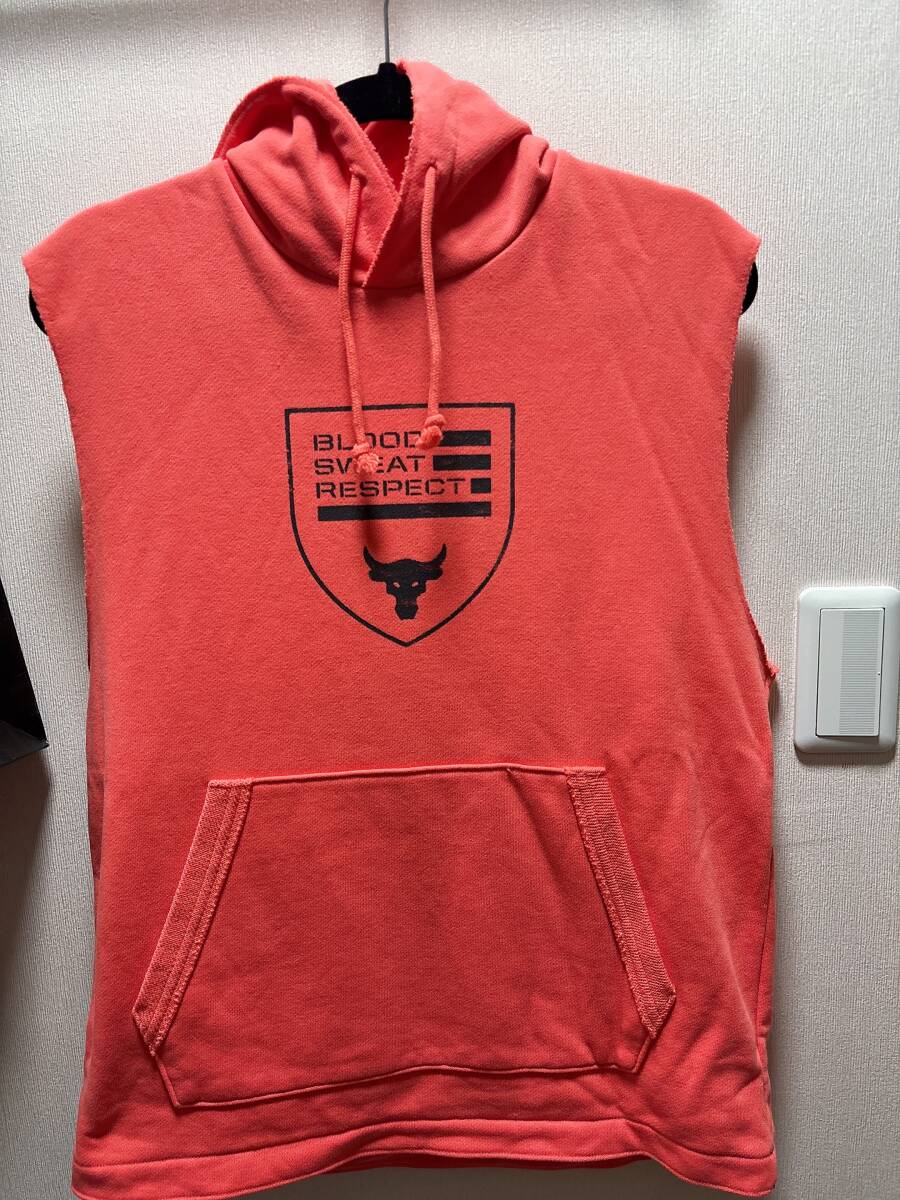 1 UNDER ARMOR アンダーアーマー PROJECT ROCK プロジェクトロック ノースリーブ プルオーバー パーカー スリーブレス フーディー 