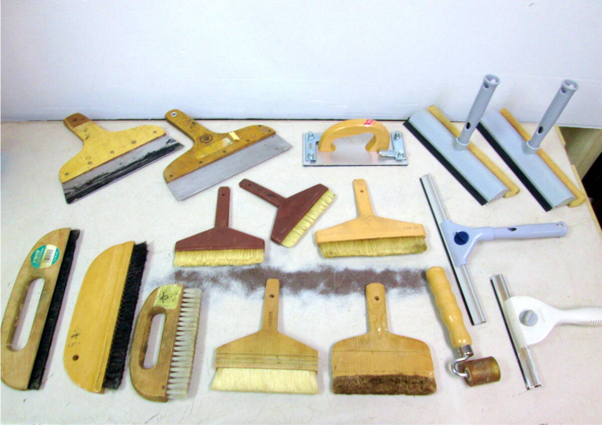 《604008》内装道具 ② / ヘラ 撫刷毛 糊刷毛 ハンドサンダー スクイジー ジョイントコントローラー【16点】内装 壁紙 クロス