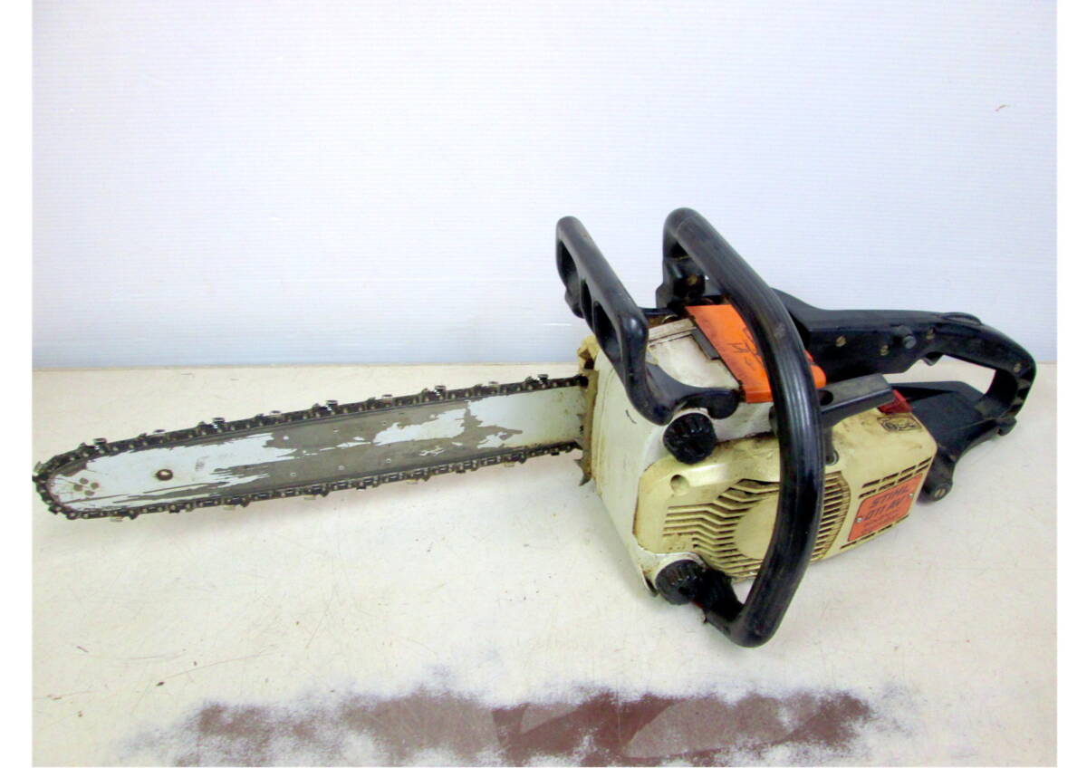 《604093》チェーンソー / STIHL スチール 011AV
