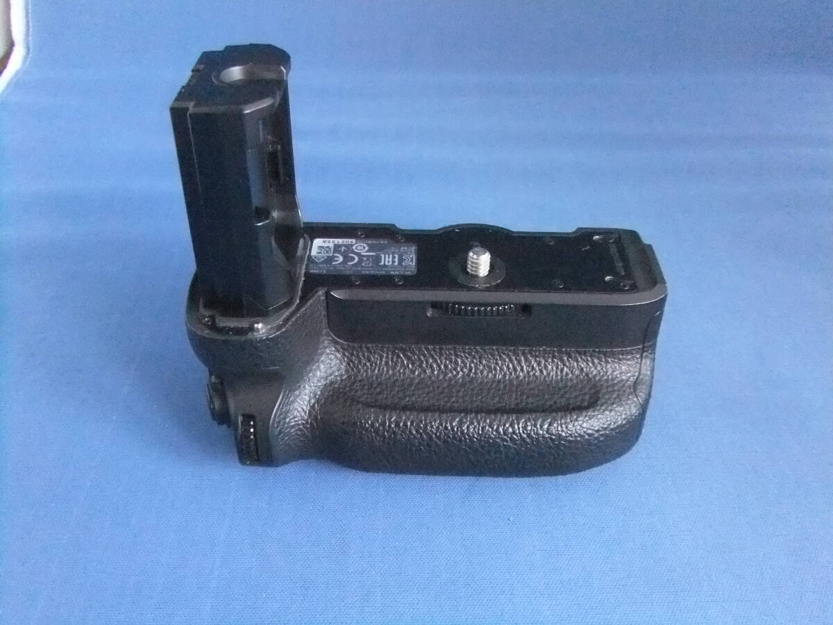 ★VG-C3EM＋NP-FZ100（新品）　即決★