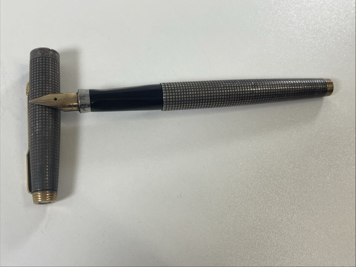 132T-3-4 PARKER パーカー STERLING CAP＆BARREL U.S.A ペン先 14K 万年筆 格子柄 筆記用具 ボールペン 筆記未確認 