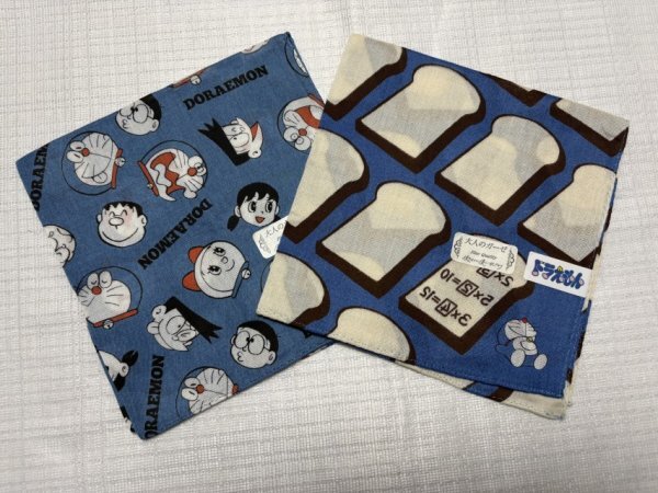 ☆新品☆ドラえもん/大人ガーゼハンカチ２枚/青食パン＆青フェイス