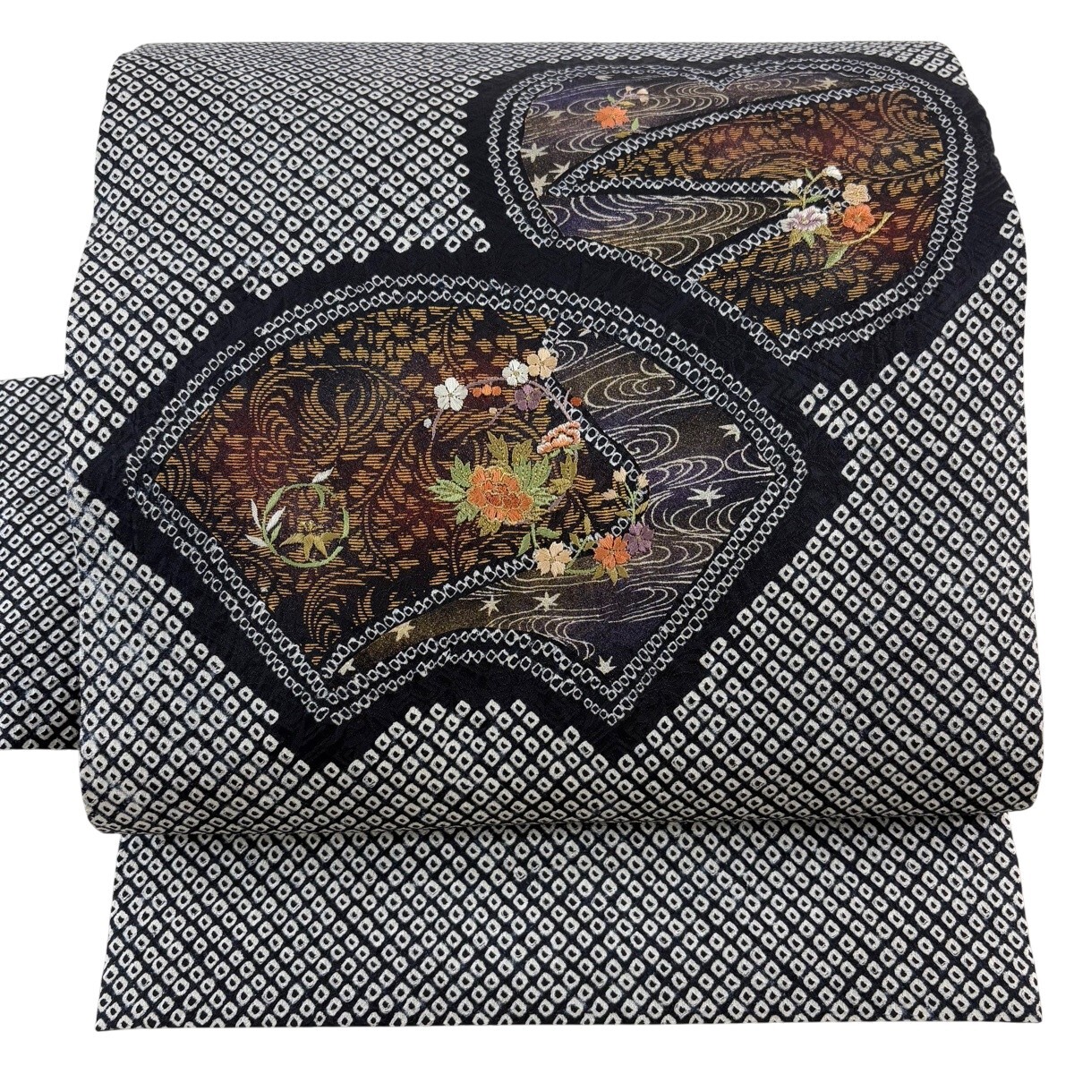 【美品】 名古屋帯 秀品 草花 扇面 刺繍 金銀彩 黒灰 正絹 【中古】