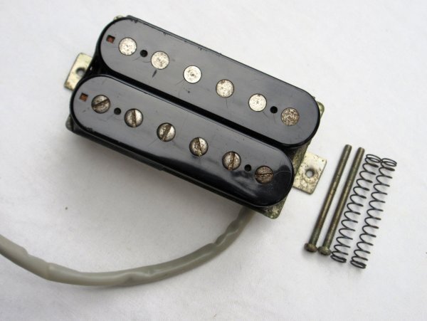 FERNANDES　フェルナンデス　VH-1 History 80年代物　網線仕様　希少品　リア　84年製FERNANDES ST-A85