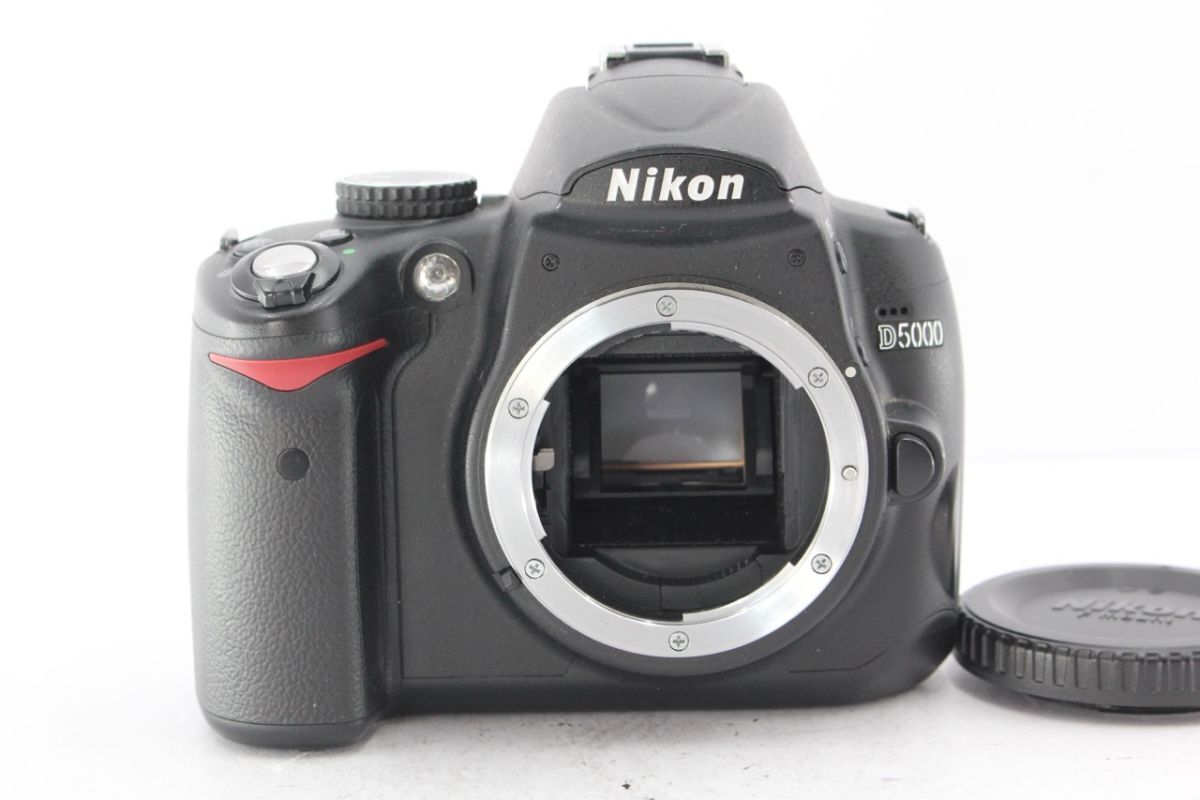 ★実用品★ ニコン NIKON D5000 ボディ デジタル一眼レフカメラ 《キャップ 付き》 D5 A7605