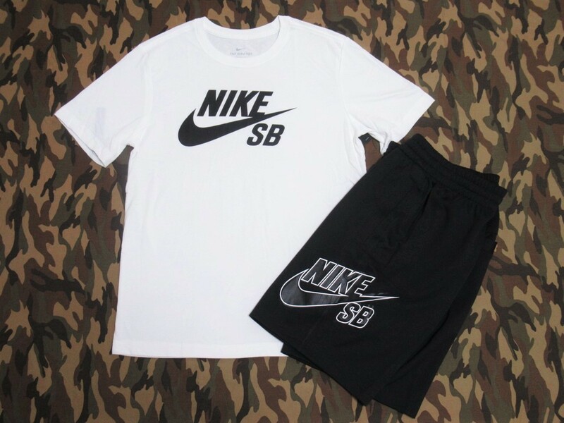 NIKE SB Tシャツ ショートパンツ セットアップ 白 黒 XL ナイキ スケボー ジャージ 上下セット ドライフィット SK8 AR4210 CI5853