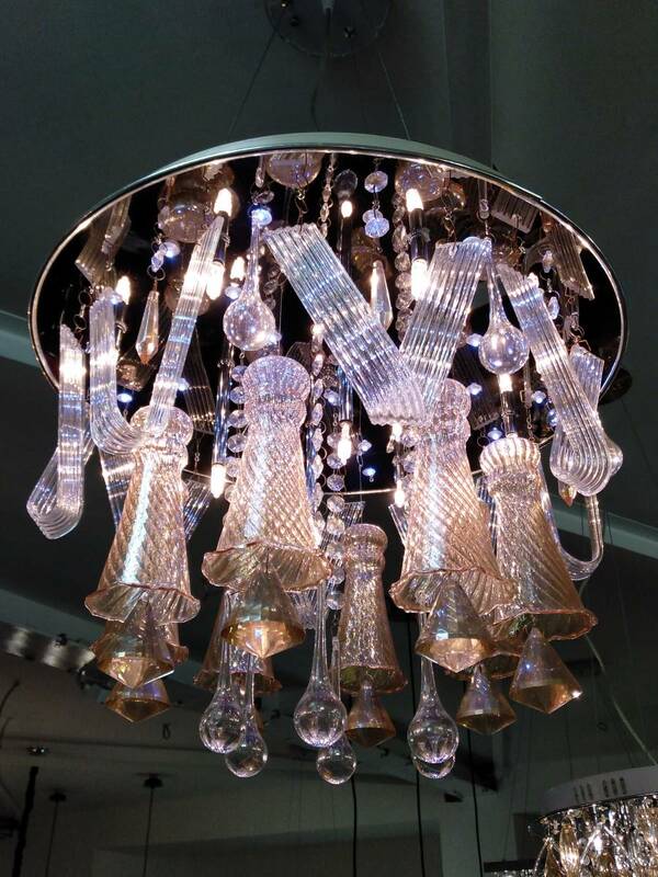 展示品販売　デザインシャンデリア　シャンパングラス　LED　ハロゲン　クリスタルの輝きで優雅な　シャンデリア
