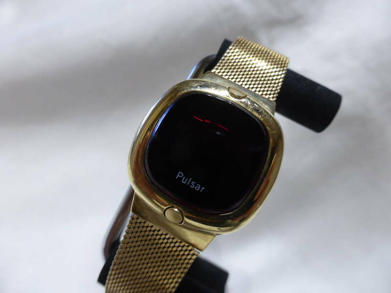 Pulsar☆パルサー　ビンテージ　LEDウォッチ　タイムコンピューター　腕時計☆ジャンク