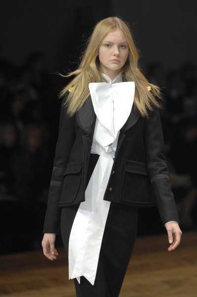 GIVENCHY Fall 2007 Riccardo Tisci Archive　ジバンシィ ウールコート リカルドティッシ　Collection Look