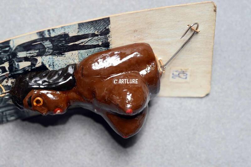 BLACK DYNAMITE FISHING LURE INDIAN LAKE ,OHIO,USA VINTAGE LURE 1990年以前　面白蒐集家向け