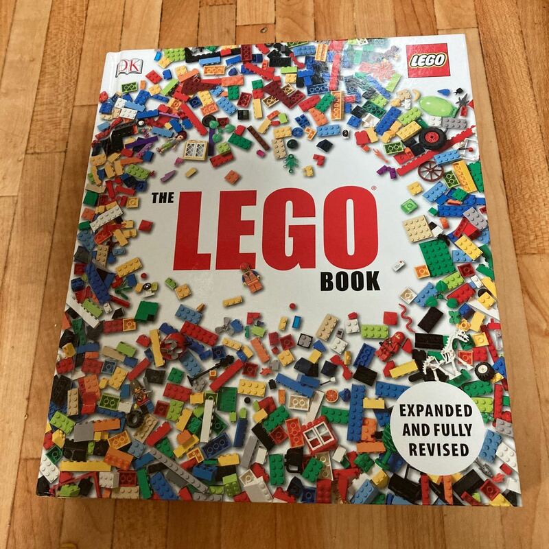 洋書　THE LEGO BOOK