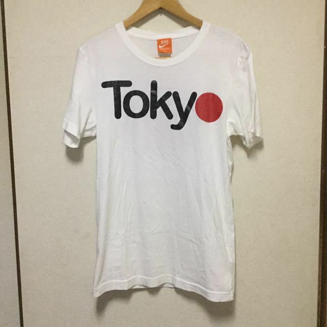 送料込 NIKE TOKYO 日の丸 Tシャツ Sサイズ used ナイキ 半袖 プリントT 東京 検索用 風車 浮世絵 ゴツナイキ