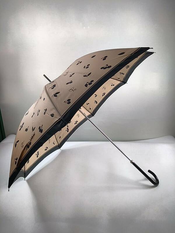 NU0059●【SALE】Yves Saint Laurent イヴサンローラン 雨傘 女性用 中古美品　薄金チェリー模様