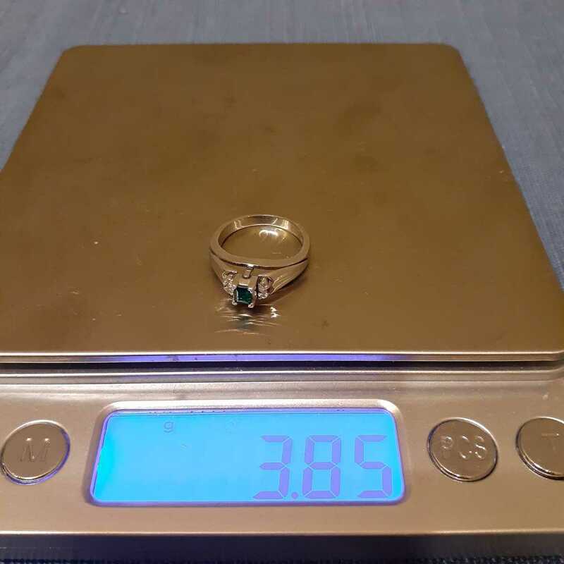 エメラルド 指輪 約3.85g PT900 刻印 0.16 約6号