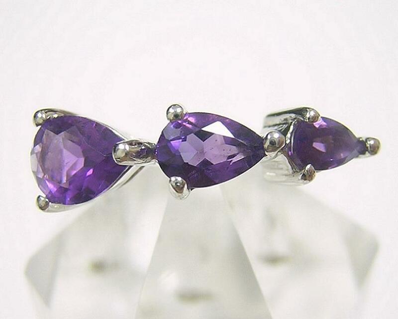 『天然アメジスト』 デザインリング　指輪　ペアシェイプ　紫水晶