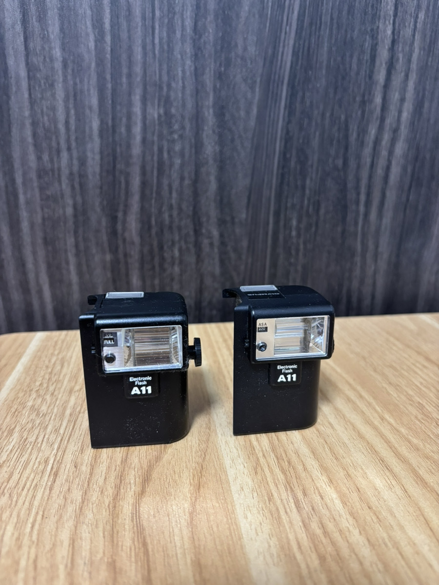 A11 Electronic Flash 2個 現状品 動作未確認