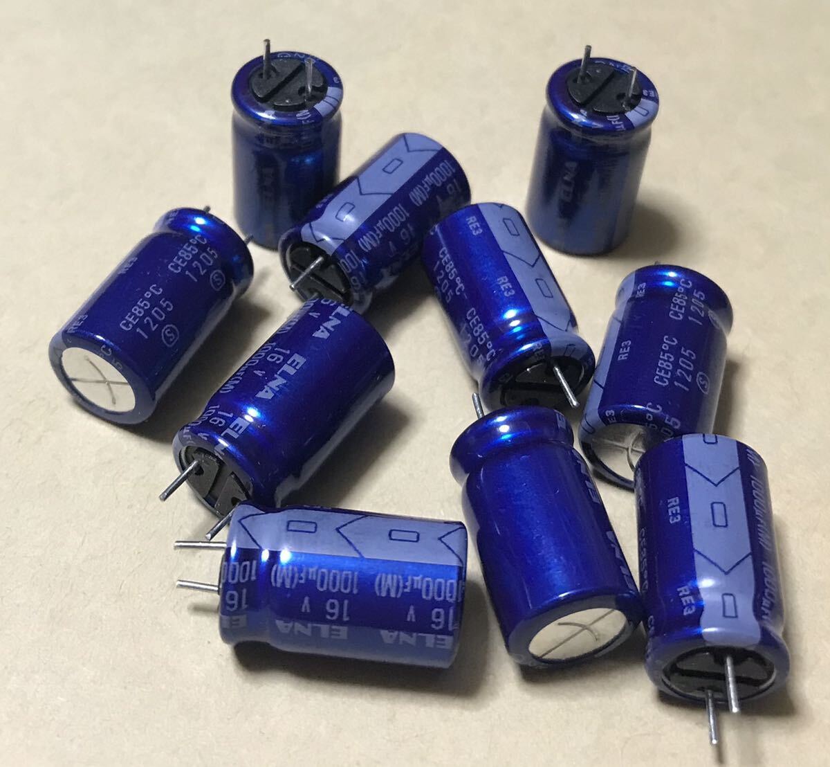 アルミ電解コンデンサ 16V 1000uF ２０個セット