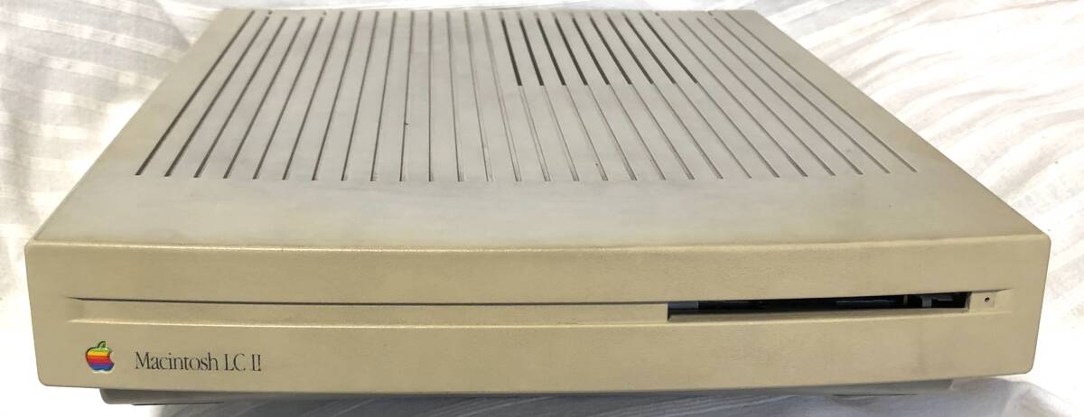 Apple Macintosh LC　II（HD 160MB/RAM10MB/FD） M1700