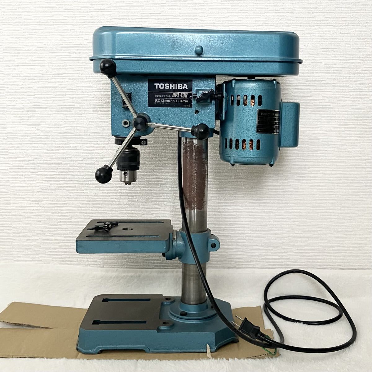 東芝 TOSHIBA 卓上ボール盤 DPE-13B 卓上ドリル 電動工具 現状品 中古品 回転動作確認済み 鉄工13mm 木工24mm