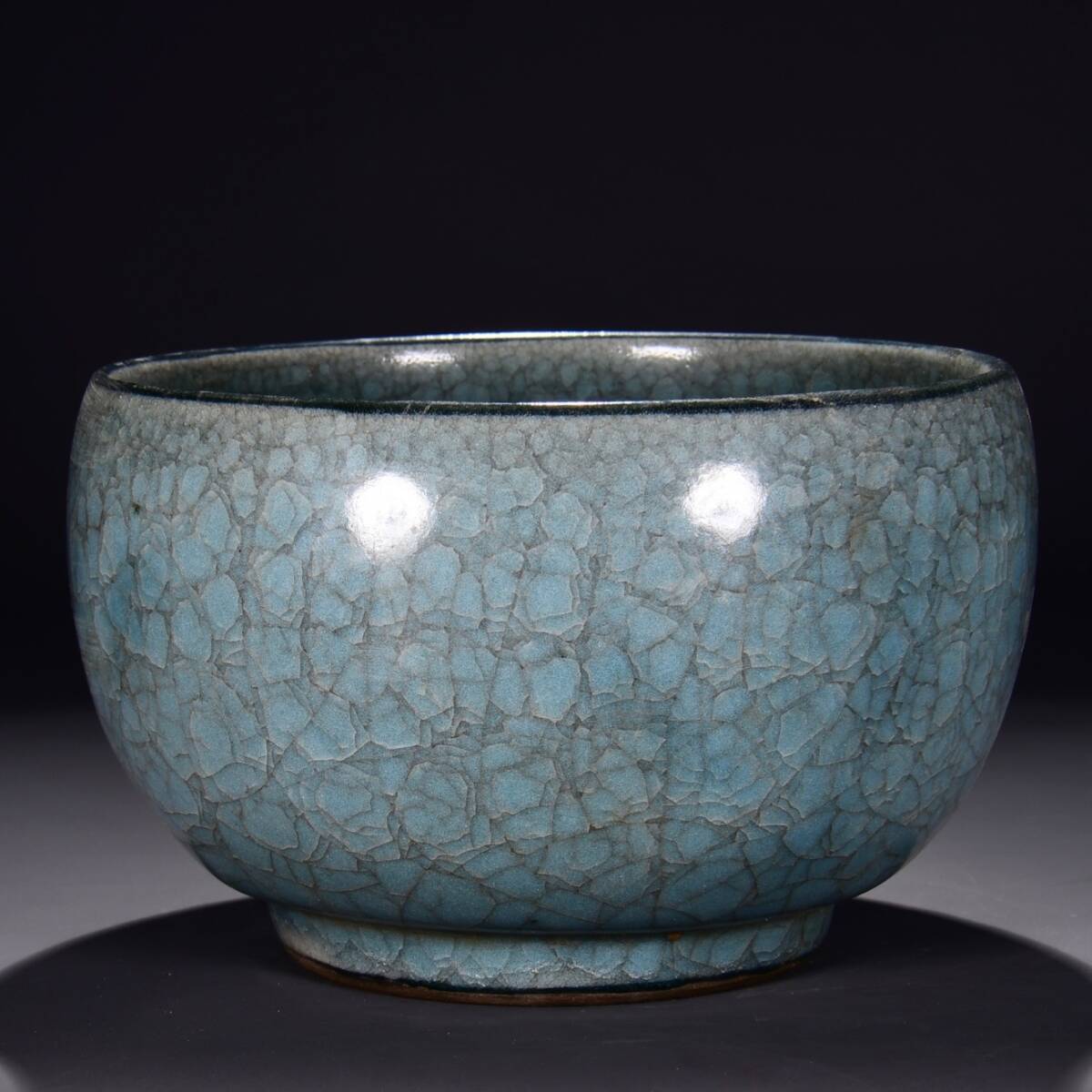 旧蔵 宋代 官窯 灰青釉 氷裂水盤 ひび割れ釉 古陶磁 コレクション品 骨董品 中国古玩 古美味 WY0518